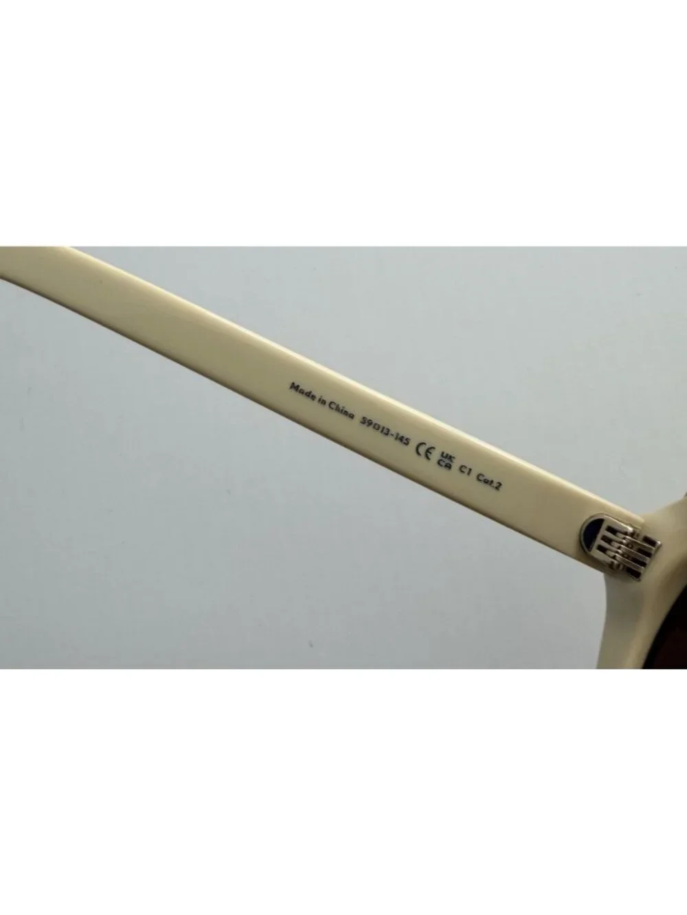 Past Midnight The Icon 02 Sunglasses in Ivory